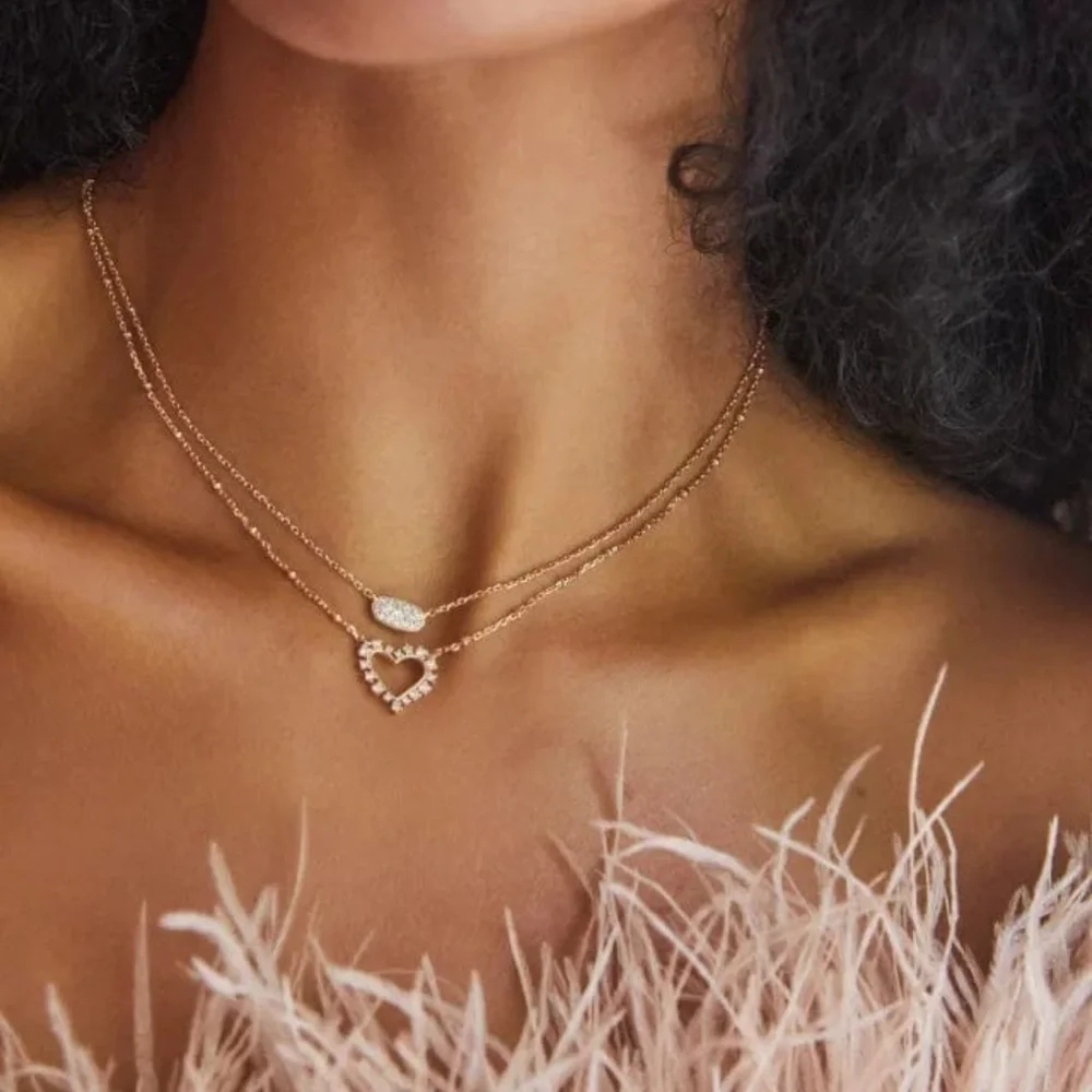 Kendra Scott Elegant Gold Heart Pendant Necklace - Picture 8 of 8